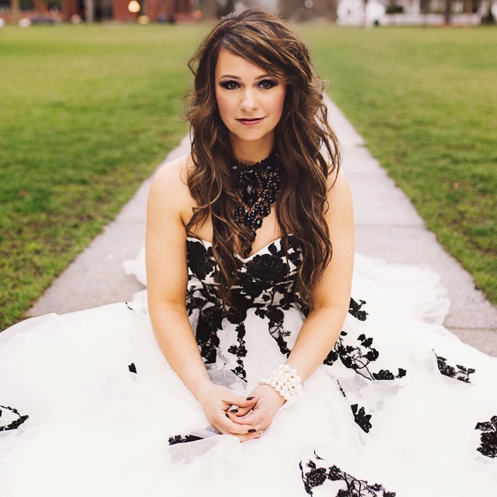 Meet your Posher, Rachel